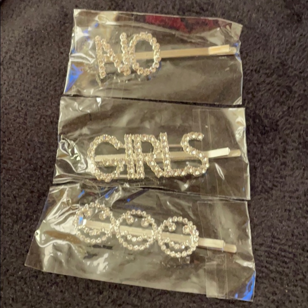 Hair clips